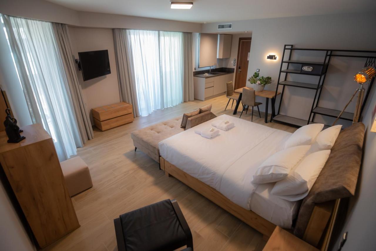 Aparthotel The Victoria Lefkada Esterno foto